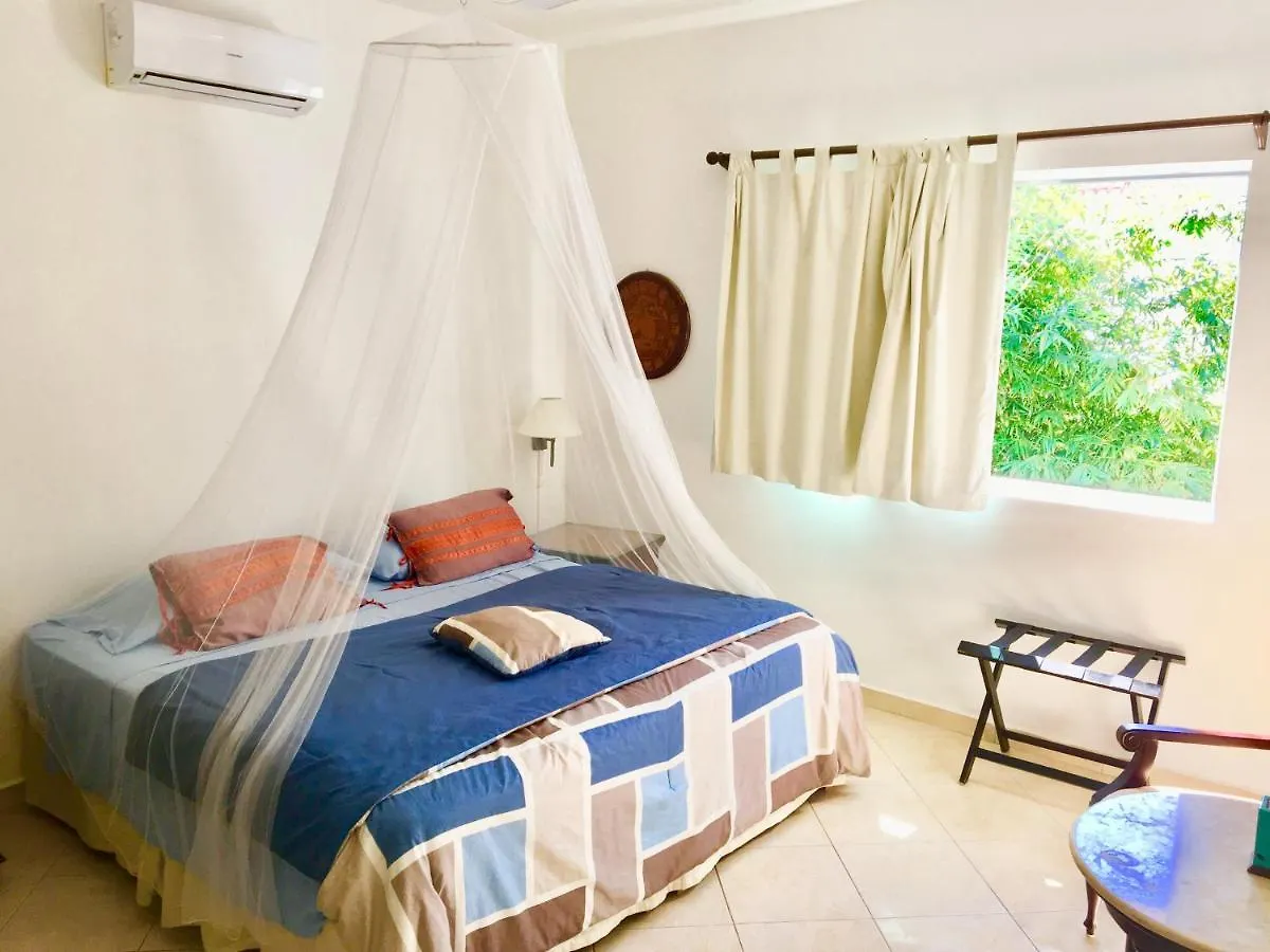 Esquina De La Felicidad De Playacar Bed and Breakfast Playa del Carmen