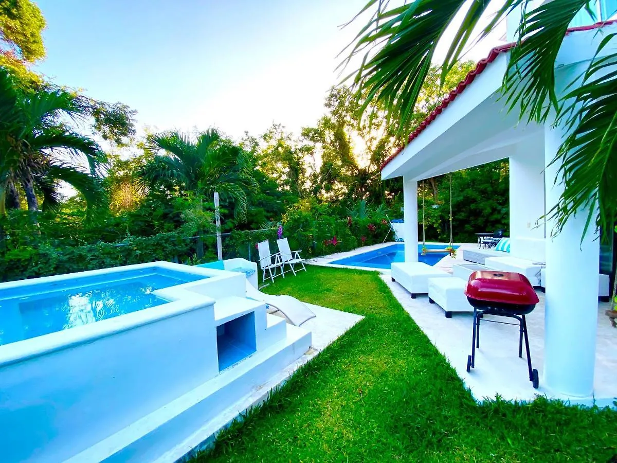 Esquina De La Felicidad De Playacar Bed and Breakfast Playa del Carmen 0*,  Meksyk