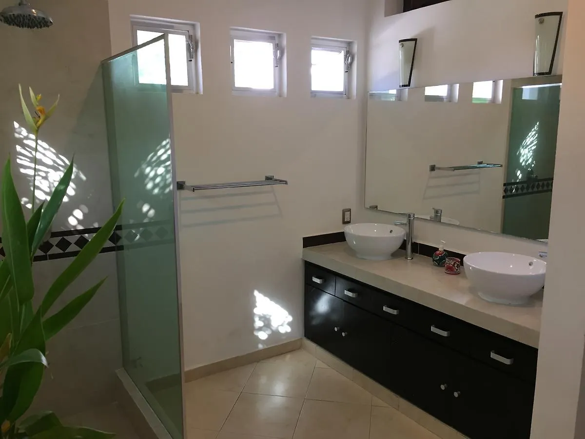 Esquina De La Felicidad De Playacar Bed and Breakfast Playa del Carmen 0*,  Meksyk
